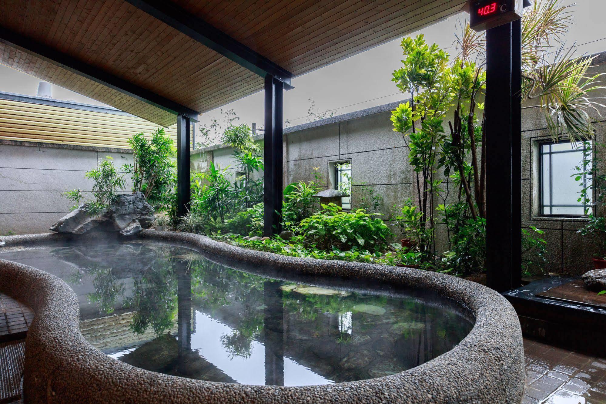 Sun Spring Resort Yilan Extérieur photo